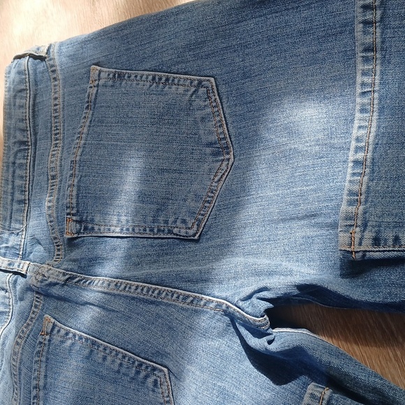 Free People We the Free Medium Wash Blue Women's Jeans Rise Crop Flare Size 30 - Picture 8 of 8